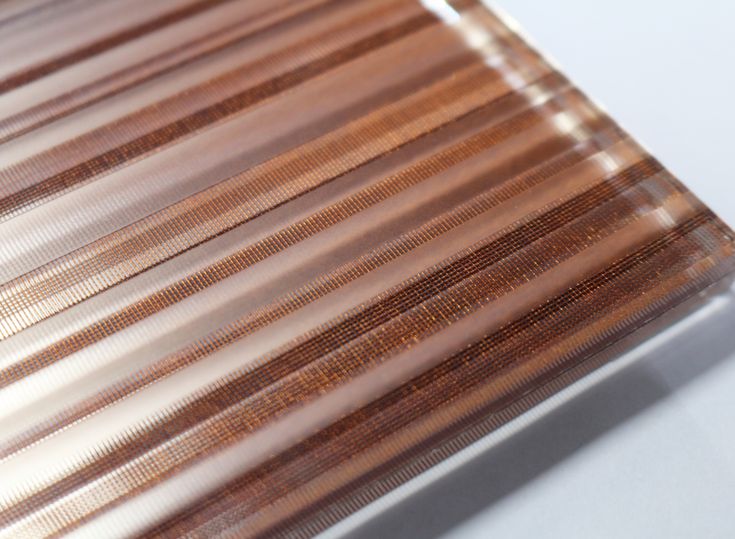 fabric mesh laminated glass, fabric mesh lamination services, decorative fabric mesh lamination, fabric mesh lamination for glass, fabric mesh laminated glass solutions