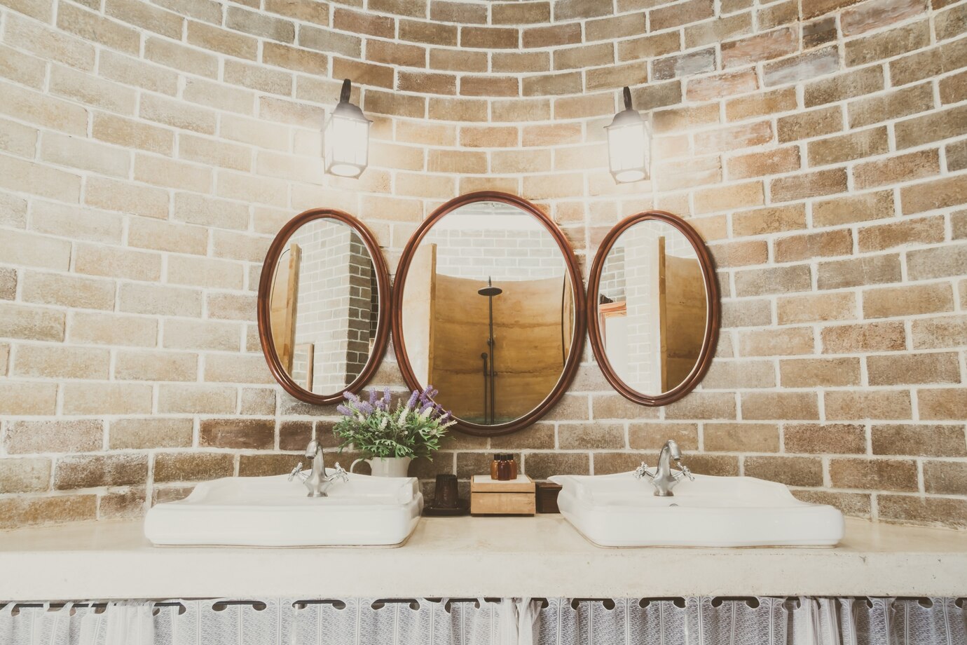 vanity mirrors,bathroom vanity mirrors,vanity wall mirror,bath mirrors,vanity mirror in bathroom